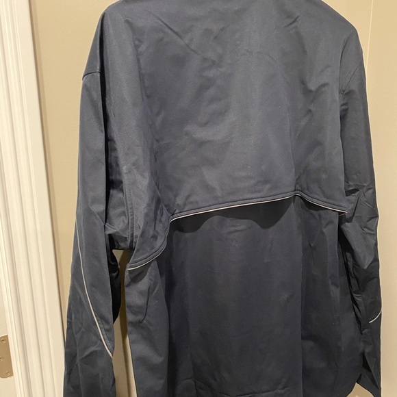 COPY - Cutter and Buck Men's Navy Jacket - Picture 8 of 10